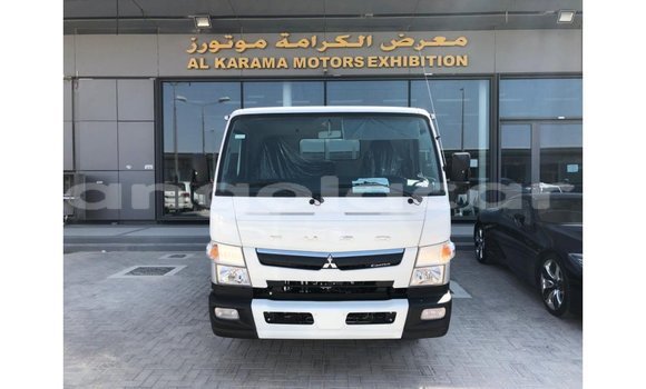 Buy Import Mitsubishi Carisma White Car in Import - Dubai in Bengo Province Buy Import Mitsubishi Carisma White Car in Import - Dubai in Bengo Province