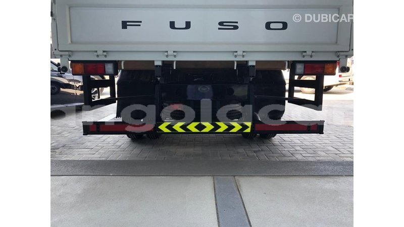 Big with watermark mitsubishi carisma bengo province import dubai 7147