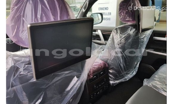 Acheter Import Voiture Toyota Land Cruiser Noir à Import - Dubai, Province de Bengo Acheter Import Voiture Toyota Land Cruiser Noir à Import - Dubai, Province de Bengo