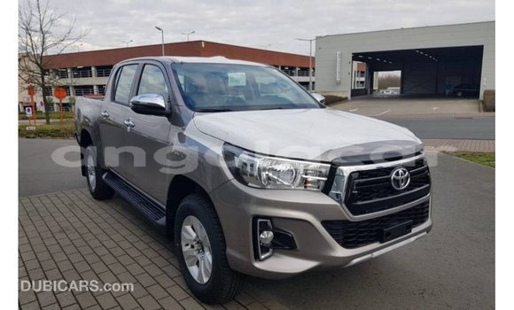 Buy Import Toyota Hilux Brown Car in Import - Dubai in Bengo Province Buy Import Toyota Hilux Brown Car in Import - Dubai in Bengo Province