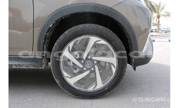 Acheter Import Voiture Toyota Rush Marron à Import - Dubai, Province de Bengo Acheter Import Voiture Toyota Rush Marron à Import - Dubai, Province de Bengo