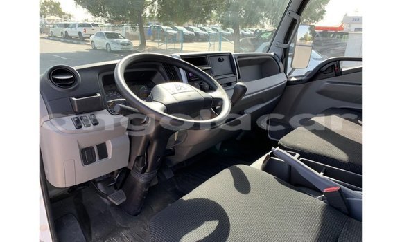 Acheter Import Voiture Mitsubishi i Blanc à Import - Dubai, Province de Bengo Acheter Import Voiture Mitsubishi i Blanc à Import - Dubai, Province de Bengo