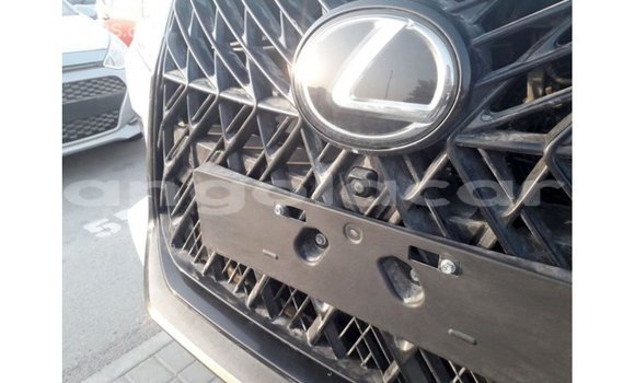 Acheter Import Voiture Lexus LX Blanc à Import - Dubai, Province de Bengo Acheter Import Voiture Lexus LX Blanc à Import - Dubai, Province de Bengo