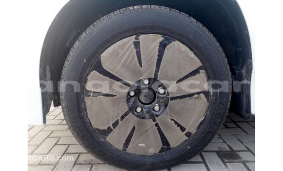 Acheter Import Voiture Lexus LX Blanc à Import - Dubai, Province de Bengo Acheter Import Voiture Lexus LX Blanc à Import - Dubai, Province de Bengo