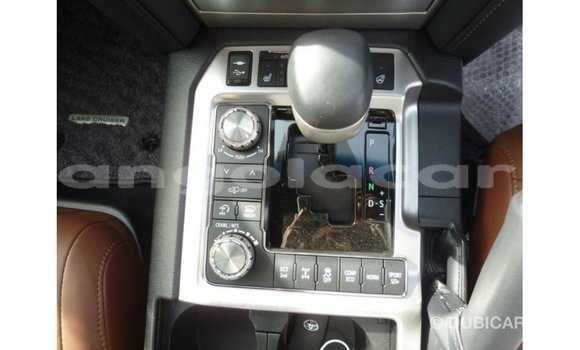 Comprar Importar Toyota Land Cruiser Branco Carro em Import - Dubai em Bengo Province Comprar Importar Toyota Land Cruiser Branco Carro em Import - Dubai em Bengo Province