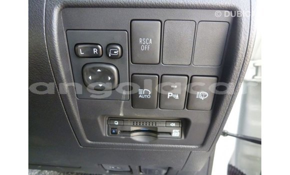 Comprar Importar Toyota Land Cruiser Branco Carro em Import - Dubai em Bengo Province Comprar Importar Toyota Land Cruiser Branco Carro em Import - Dubai em Bengo Province