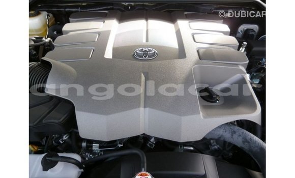 Comprar Importar Toyota Land Cruiser Branco Carro em Import - Dubai em Bengo Province Comprar Importar Toyota Land Cruiser Branco Carro em Import - Dubai em Bengo Province