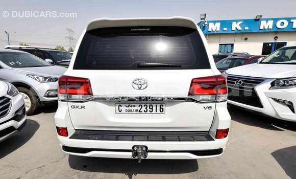 Buy Import Toyota Land Cruiser White Car in Import - Dubai in Bengo Province Buy Import Toyota Land Cruiser White Car in Import - Dubai in Bengo Province