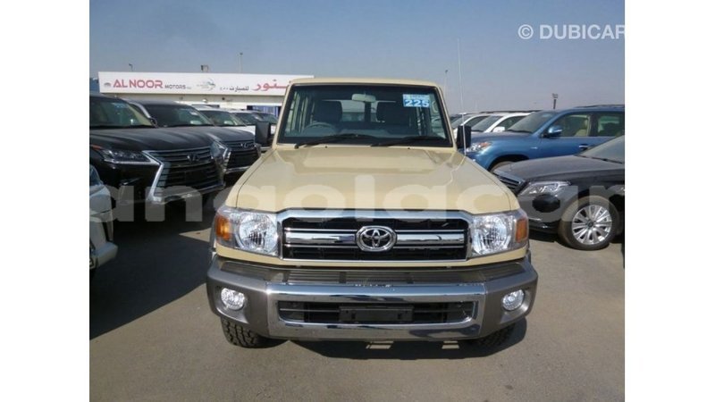 Big with watermark toyota land cruiser bengo province import dubai 7167