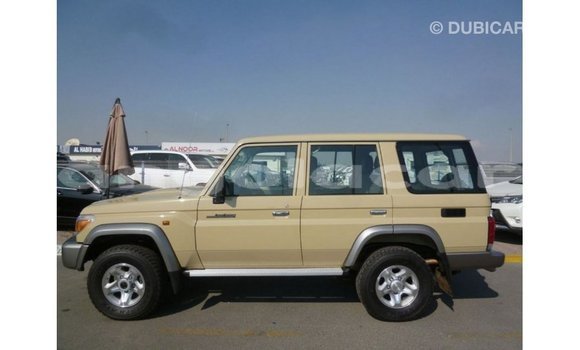 Comprar Importar Toyota Land Cruiser Bege Carro em Import - Dubai em Bengo Province Comprar Importar Toyota Land Cruiser Bege Carro em Import - Dubai em Bengo Province