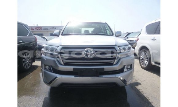 Comprar Importar Toyota Land Cruiser Outro Carro em Import - Dubai em Bengo Province Comprar Importar Toyota Land Cruiser Outro Carro em Import - Dubai em Bengo Province