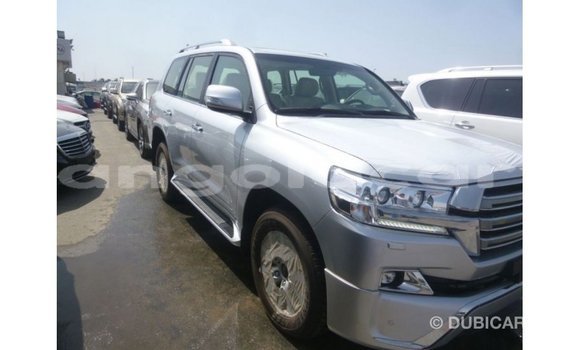 Comprar Importar Toyota Land Cruiser Outro Carro em Import - Dubai em Bengo Province Comprar Importar Toyota Land Cruiser Outro Carro em Import - Dubai em Bengo Province