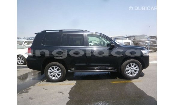 Comprar Importar Toyota Land Cruiser Preto Carro em Import - Dubai em Bengo Province Comprar Importar Toyota Land Cruiser Preto Carro em Import - Dubai em Bengo Province