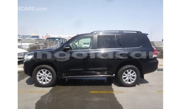 Comprar Importar Toyota Land Cruiser Preto Carro em Import - Dubai em Bengo Province Comprar Importar Toyota Land Cruiser Preto Carro em Import - Dubai em Bengo Province