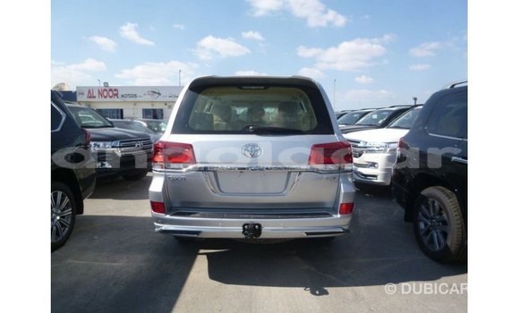 Comprar Importar Toyota Land Cruiser Outro Carro em Import - Dubai em Bengo Province Comprar Importar Toyota Land Cruiser Outro Carro em Import - Dubai em Bengo Province