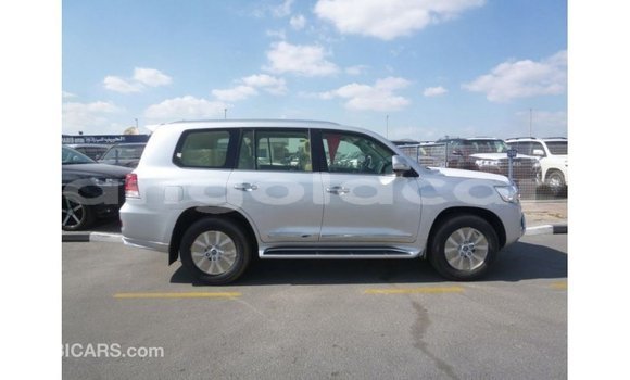 Comprar Importar Toyota Land Cruiser Outro Carro em Import - Dubai em Bengo Province Comprar Importar Toyota Land Cruiser Outro Carro em Import - Dubai em Bengo Province