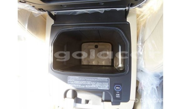 Comprar Importar Toyota Land Cruiser Outro Carro em Import - Dubai em Bengo Province Comprar Importar Toyota Land Cruiser Outro Carro em Import - Dubai em Bengo Province