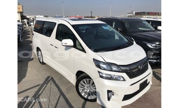 Acheter Import Voiture Toyota Vellfire Blanc à Import - Dubai, Province de Bengo Acheter Import Voiture Toyota Vellfire Blanc à Import - Dubai, Province de Bengo
