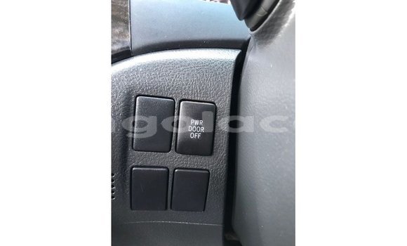 Acheter Import Voiture Toyota Vellfire Blanc à Import - Dubai, Province de Bengo Acheter Import Voiture Toyota Vellfire Blanc à Import - Dubai, Province de Bengo