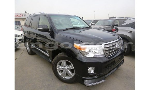 Comprar Importar Toyota Land Cruiser Preto Carro em Import - Dubai em Bengo Province Comprar Importar Toyota Land Cruiser Preto Carro em Import - Dubai em Bengo Province