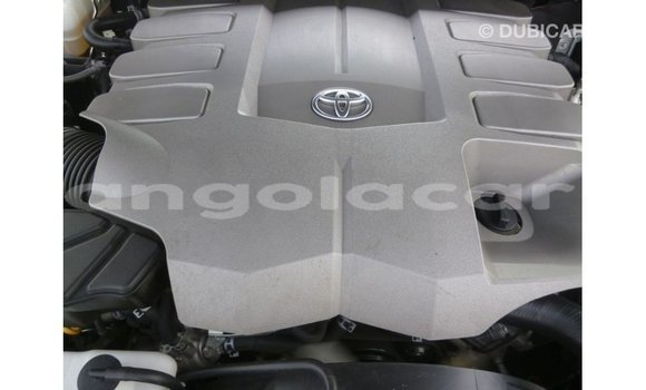 Comprar Importar Toyota Land Cruiser Preto Carro em Import - Dubai em Bengo Province Comprar Importar Toyota Land Cruiser Preto Carro em Import - Dubai em Bengo Province