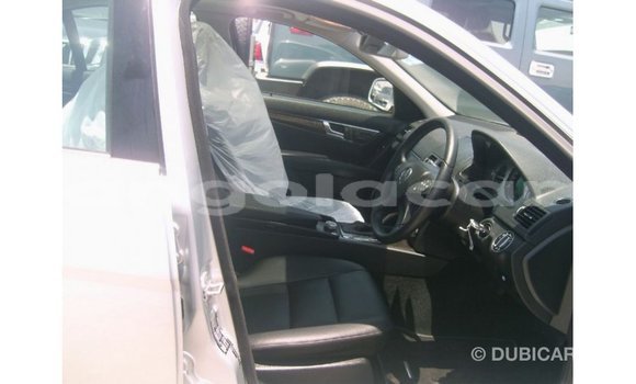 Comprar Importar Mercedes-Benz 190 Outro Carro em Import - Dubai em Bengo Province Comprar Importar Mercedes-Benz 190 Outro Carro em Import - Dubai em Bengo Province