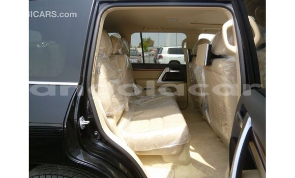 Comprar Importar Toyota Land Cruiser Preto Carro em Import - Dubai em Bengo Province Comprar Importar Toyota Land Cruiser Preto Carro em Import - Dubai em Bengo Province