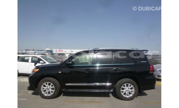Comprar Importar Toyota Land Cruiser Preto Carro em Import - Dubai em Bengo Province Comprar Importar Toyota Land Cruiser Preto Carro em Import - Dubai em Bengo Province