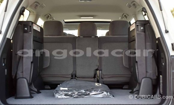 Comprar Importar Toyota Land Cruiser Branco Carro em Import - Dubai em Bengo Province Comprar Importar Toyota Land Cruiser Branco Carro em Import - Dubai em Bengo Province