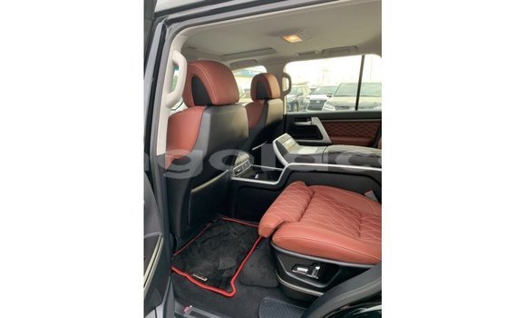 Buy Import Toyota Land Cruiser Black Car in Import - Dubai in Bengo Province Buy Import Toyota Land Cruiser Black Car in Import - Dubai in Bengo Province