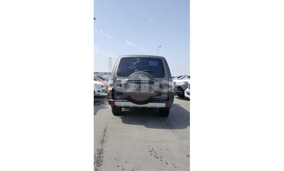 Buy Import Mitsubishi Pajero Brown Car in Import - Dubai in Bengo Province Buy Import Mitsubishi Pajero Brown Car in Import - Dubai in Bengo Province