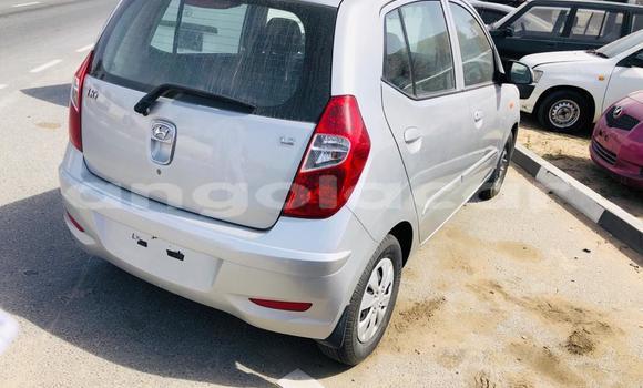 Comprar Usado Hyundai i10 Prata Carro em Import - Dubai em Bengo Province Comprar Usado Hyundai i10 Prata Carro em Import - Dubai em Bengo Province