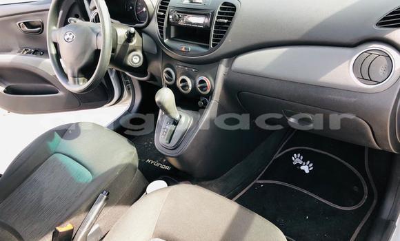Comprar Usado Hyundai i10 Prata Carro em Import - Dubai em Bengo Province Comprar Usado Hyundai i10 Prata Carro em Import - Dubai em Bengo Province