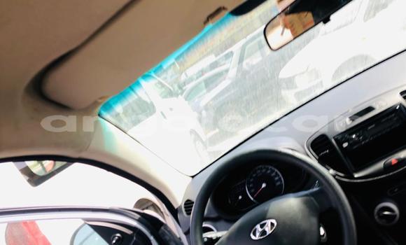 Comprar Usado Hyundai i10 Prata Carro em Import - Dubai em Bengo Province Comprar Usado Hyundai i10 Prata Carro em Import - Dubai em Bengo Province