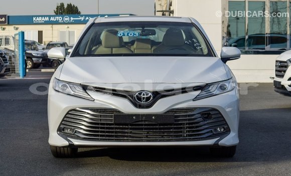 Comprar Importar Toyota Camry Branco Carro em Import - Dubai em Bengo Province Comprar Importar Toyota Camry Branco Carro em Import - Dubai em Bengo Province