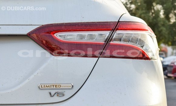 Comprar Importar Toyota Camry Branco Carro em Import - Dubai em Bengo Province Comprar Importar Toyota Camry Branco Carro em Import - Dubai em Bengo Province