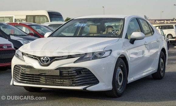 Comprar Importar Toyota Camry Branco Carro em Import - Dubai em Bengo Province Comprar Importar Toyota Camry Branco Carro em Import - Dubai em Bengo Province