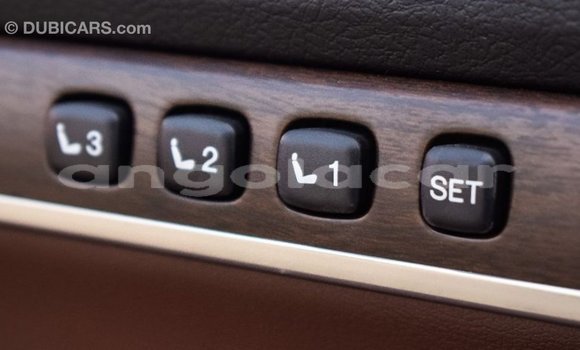 Comprar Importar Toyota Land Cruiser Branco Carro em Import - Dubai em Bengo Province Comprar Importar Toyota Land Cruiser Branco Carro em Import - Dubai em Bengo Province