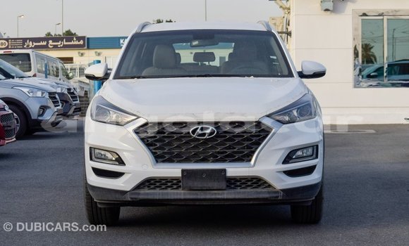 Comprar Importar Hyundai Tucson Branco Carro em Import - Dubai em Bengo Province Comprar Importar Hyundai Tucson Branco Carro em Import - Dubai em Bengo Province