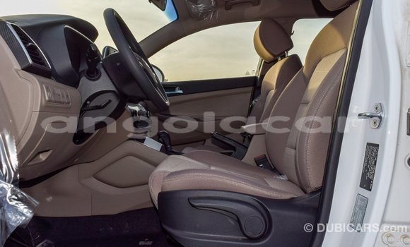 Comprar Importar Hyundai Tucson Branco Carro em Import - Dubai em Bengo Province Comprar Importar Hyundai Tucson Branco Carro em Import - Dubai em Bengo Province