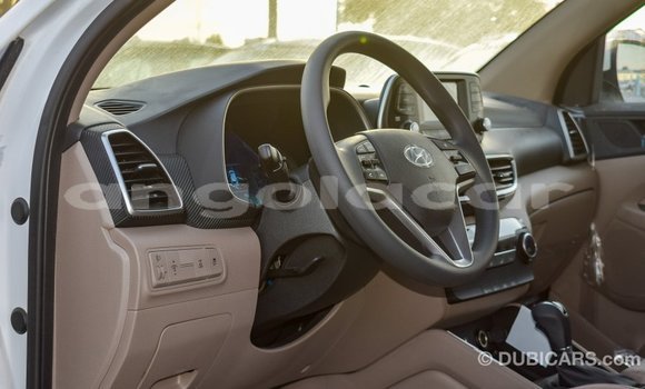 Comprar Importar Hyundai Tucson Branco Carro em Import - Dubai em Bengo Province Comprar Importar Hyundai Tucson Branco Carro em Import - Dubai em Bengo Province