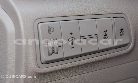 Comprar Importar Hyundai Tucson Branco Carro em Import - Dubai em Bengo Province Comprar Importar Hyundai Tucson Branco Carro em Import - Dubai em Bengo Province