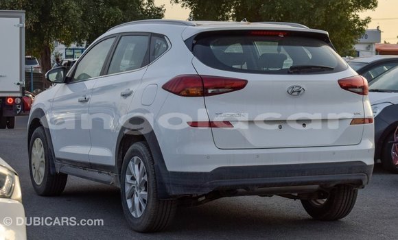 Comprar Importar Hyundai Tucson Branco Carro em Import - Dubai em Bengo Province Comprar Importar Hyundai Tucson Branco Carro em Import - Dubai em Bengo Province