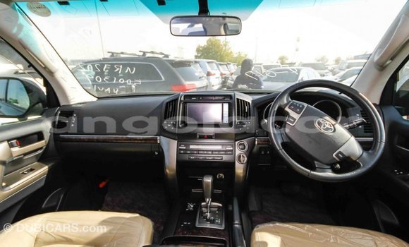 Buy Import Toyota Land Cruiser Black Car in Import - Dubai in Bengo Province Buy Import Toyota Land Cruiser Black Car in Import - Dubai in Bengo Province