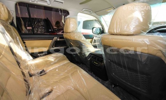 Buy Import Toyota Land Cruiser Black Car in Import - Dubai in Bengo Province Buy Import Toyota Land Cruiser Black Car in Import - Dubai in Bengo Province