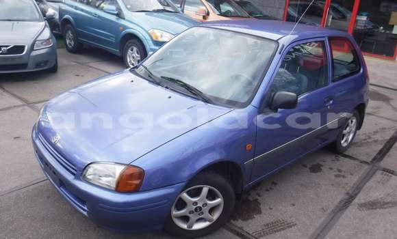 Acheter Occasion Voiture Toyota Starlet Bleu à Luanda, Province de Luanda Acheter Occasion Voiture Toyota Starlet Bleu à Luanda, Province de Luanda