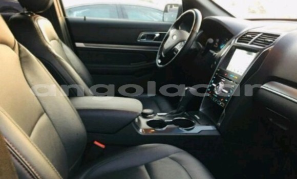 Acheter Occasion Voiture Ford Explorer Blanc à Luanda, Province de Luanda Acheter Occasion Voiture Ford Explorer Blanc à Luanda, Province de Luanda