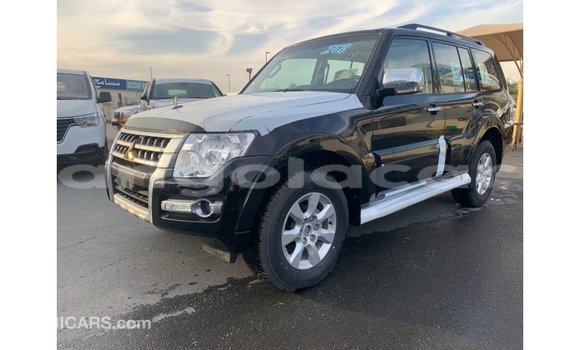 Comprar Importar Mitsubishi Pajero Preto Carro em Import - Dubai em Bengo Province Comprar Importar Mitsubishi Pajero Preto Carro em Import - Dubai em Bengo Province