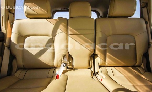 Comprar Importar Toyota Land Cruiser Branco Carro em Import - Dubai em Bengo Province Comprar Importar Toyota Land Cruiser Branco Carro em Import - Dubai em Bengo Province