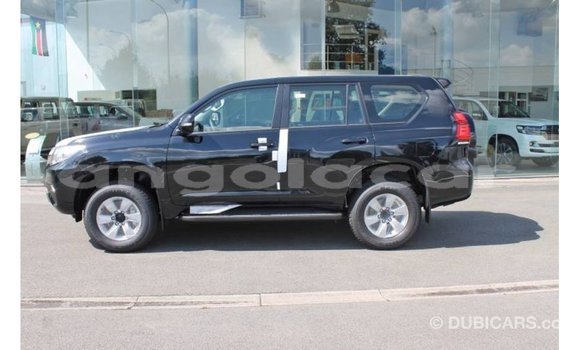 Buy Import Toyota Hilux Black Car in Import - Dubai in Bengo Province Buy Import Toyota Hilux Black Car in Import - Dubai in Bengo Province
